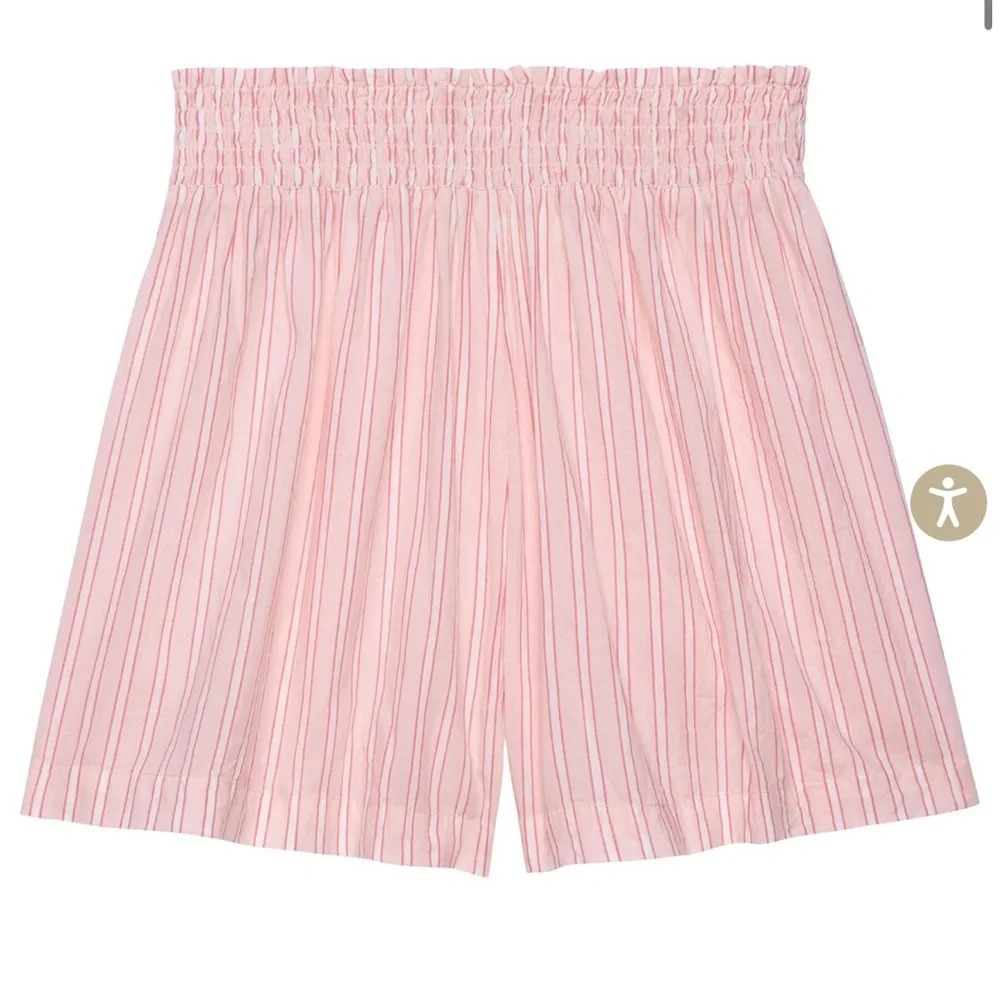 The Great. The Panama Shirt & Smocked Shirts in pink Slumber Stripe - Picture 9 of 11
